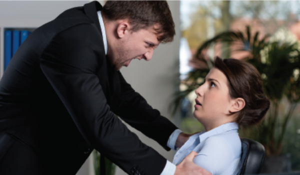 Violence au travail Miniature Femme qui subit des violences au travail AISMT13