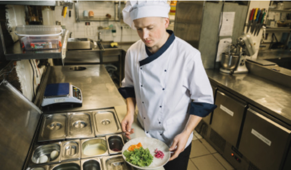 Cuisinier AISMT13 Presanse Livret Cuisinier au travail