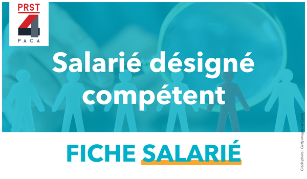 Loupe zoomant sur un bonhomme en papier illustrant le salarié compétent
